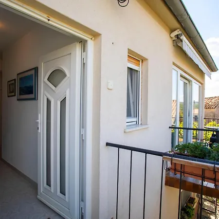 Falichi Apartment Plomin